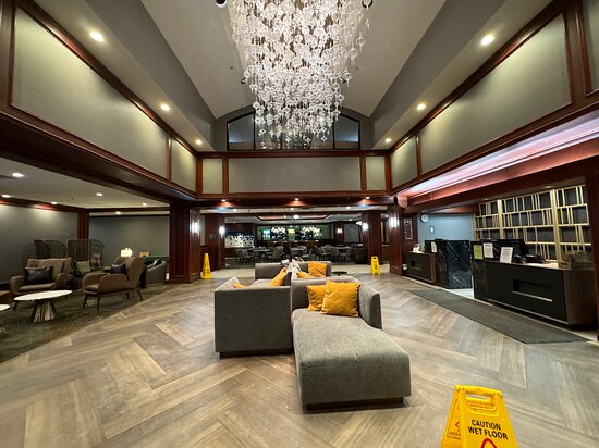 La Quinta Inn & Suites by Wyndham Madison American Center