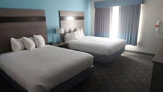Days Inn & Suites by Wyndham Spokane