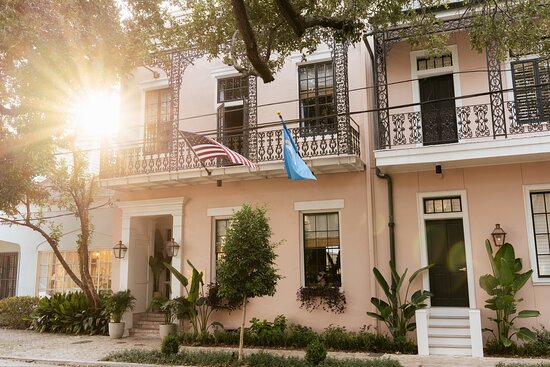 The Garden District Hotel
