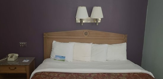 Days Inn by Wyndham Portage