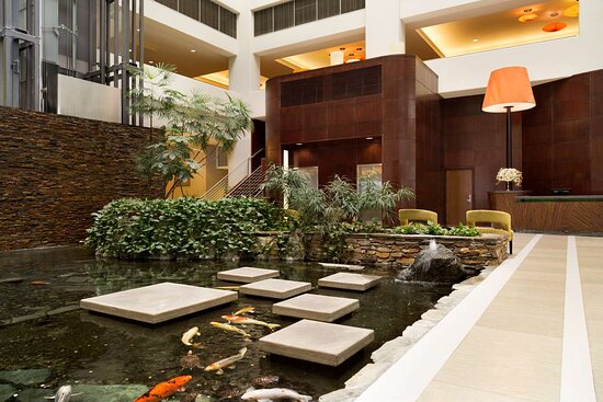Embassy Suites by Hilton Los Angeles Glendale
