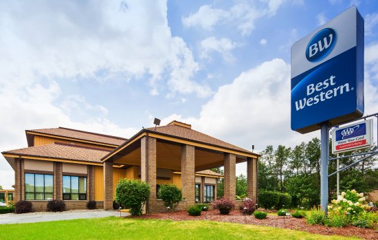 Best Western Ambassador Inn & Suites