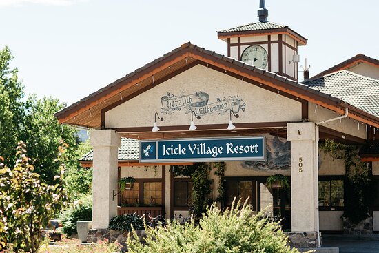 Icicle Village Resort