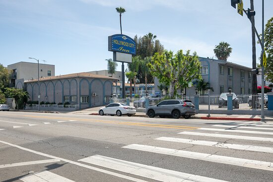 Hollywood City Inn