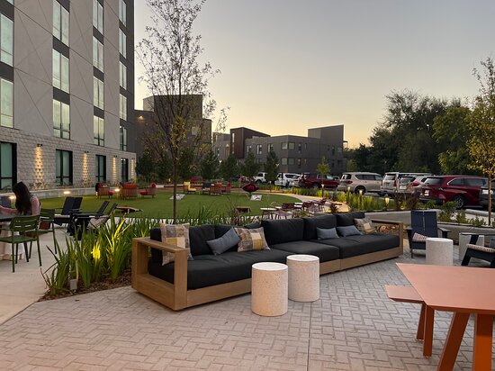 Moxy Fayetteville