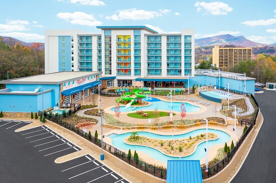 Compass By Margaritaville Hotel Pigeon Forge