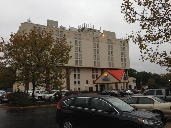 Comfort Inn & Suites Alexandria West