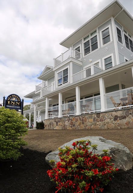 The Sea Breeze Inn