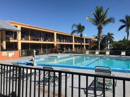 Travelodge Fort Myers North