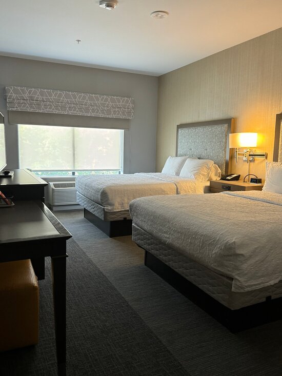 Hampton Inn & Suites San Jose Airport