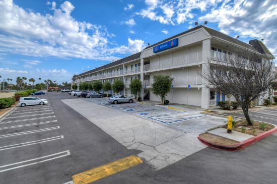 Motel 6 Escondido, CA