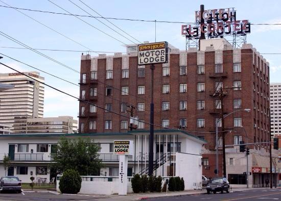 Town House Motor Lodge