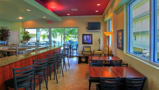 Sunset Vistas Beachfront Suites