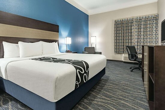 La Quinta Inn & Suites by Wyndham Phoenix I-10 West