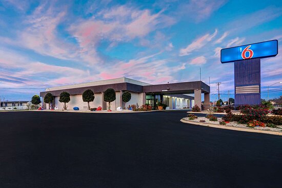 Motel 6 Burlington NC