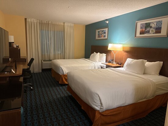 Fairfield Inn & Suites Oshkosh