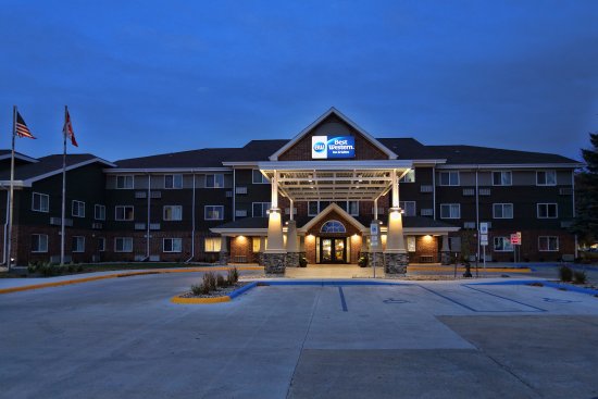 Best Western Harvest Inn & Suites