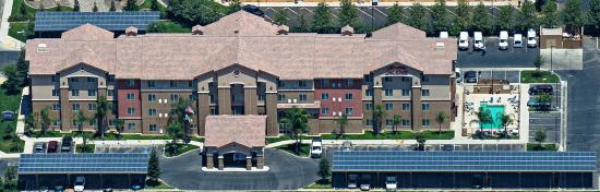 Hampton Inn & Suites Bakersfield North-Airport