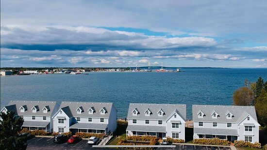 Clearwater Lakeshore Motel