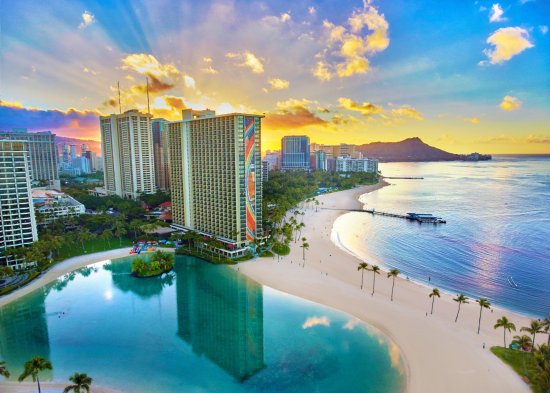 Hilton Hawaiian Village Waikiki Beach Resort