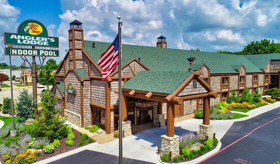 Bass Pro Shops Angler's Lodge
