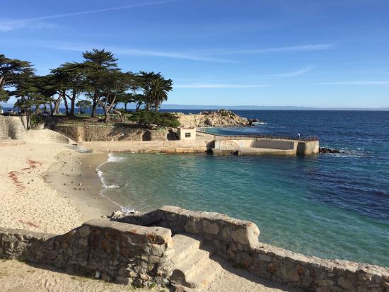 Pacific Grove Plaza