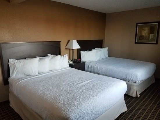 Americas Best Value Inn & Suites Bismarck