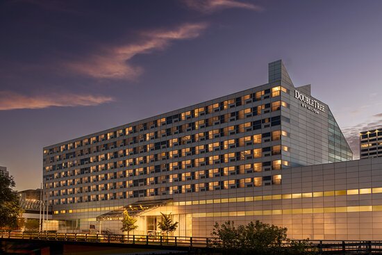 Doubletree By Hilton Hotel South Bend