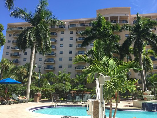 Super 8 by Wyndham Pompano Beach