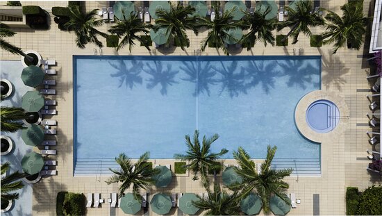Four Seasons Hotel Miami