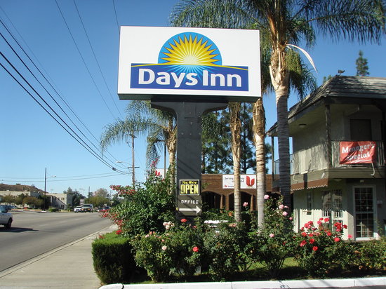 Days Inn by Wyndham San Bernardino