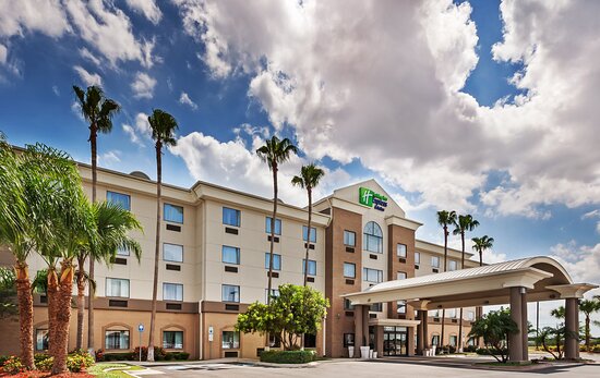 Holiday Inn Express & Suites Pharr by IHG