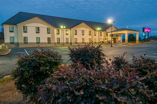 Sleep Inn & Suites