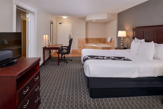 La Quinta Inn & Suites By Wyndham Indianapolis South