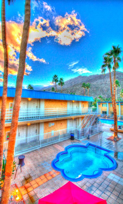 Delos Reyes Palm Springs