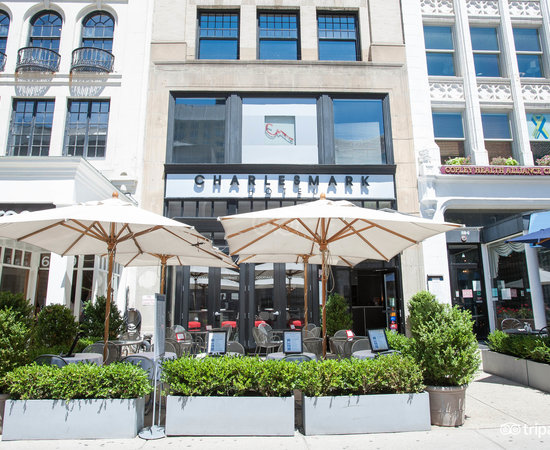 Charlesmark Hotel