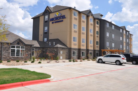 Microtel Inn and Suites by Wyndham Lubbock