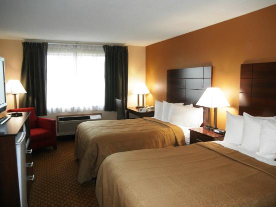 Super 8 by Wyndham Sturtevant/Racine