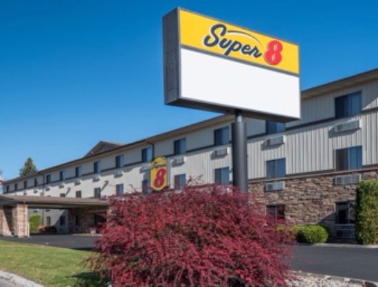 Super 8 by Wyndham Kalispell Glacier National Park