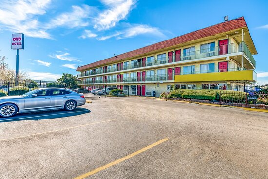 OYO Hotel Houston Soutwest I-69