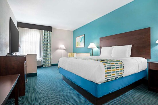 Best Western Plus Blue Angel Inn