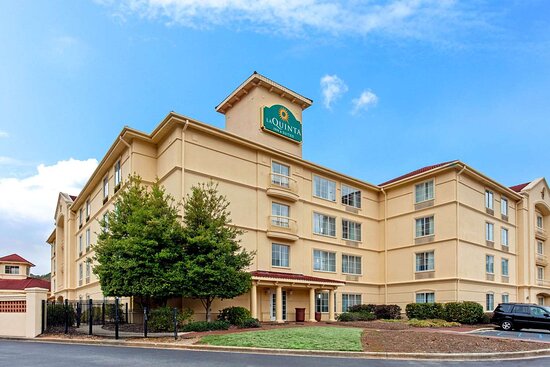 La Quinta Inn & Suites By Wyndham Birmingham Hoover