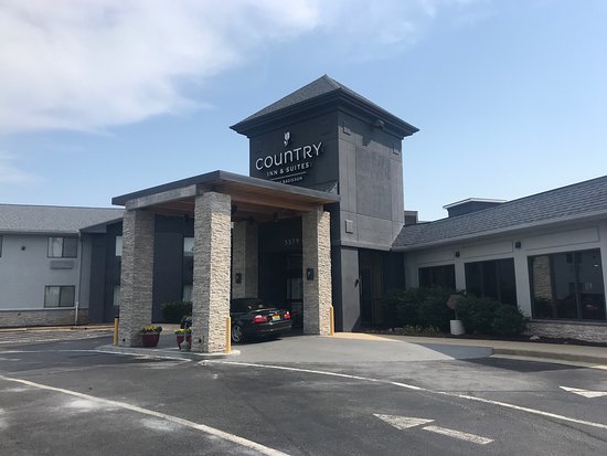 Country Inn & Suites by Radisson, Frederick, MD