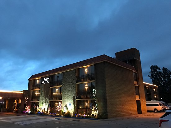 Alhambra Hotel