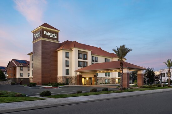 Fairfield by Marriott Inn & Suites Fresno River Park
