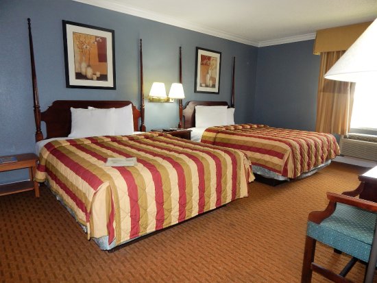 The Richmond Suites Hotel