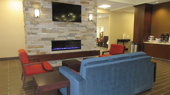 Comfort Inn & Suites I-90 City Center