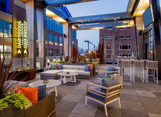 Hyatt House Indianapolis / Downtown