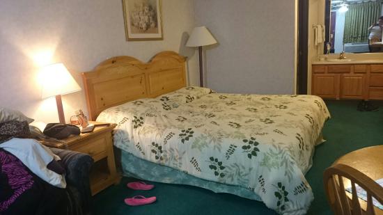 Townhouse Inn