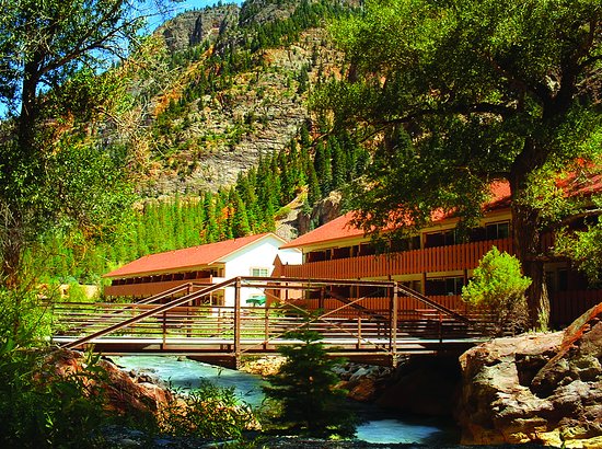 Hot Springs Inn
